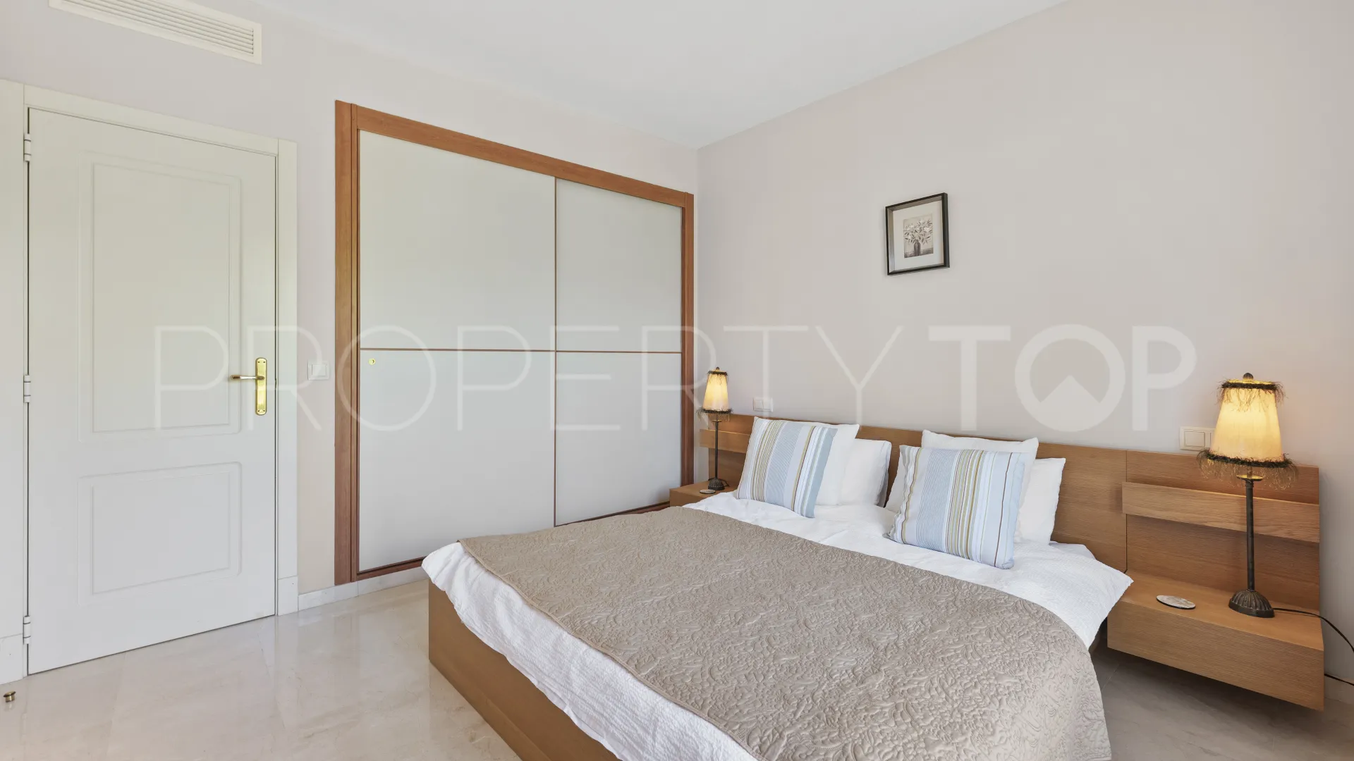 Penthouse for sale in Altos de La Quinta