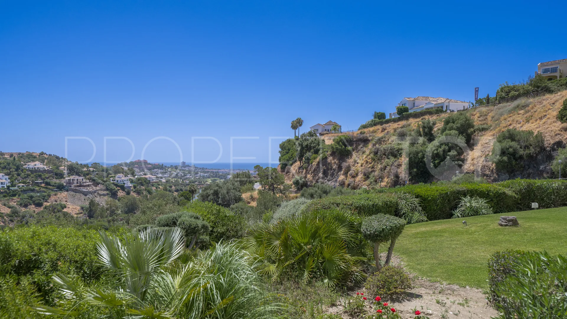 Buy ground floor apartment with 3 bedrooms in Altos de La Quinta