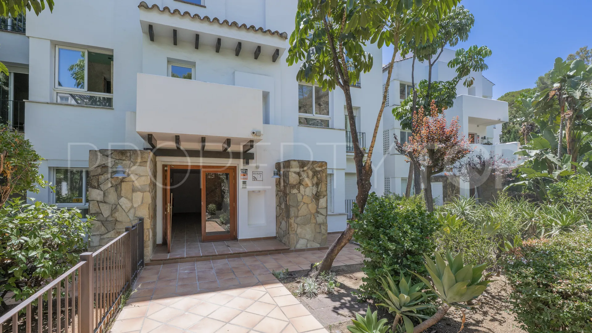 Buy ground floor apartment with 3 bedrooms in Altos de La Quinta