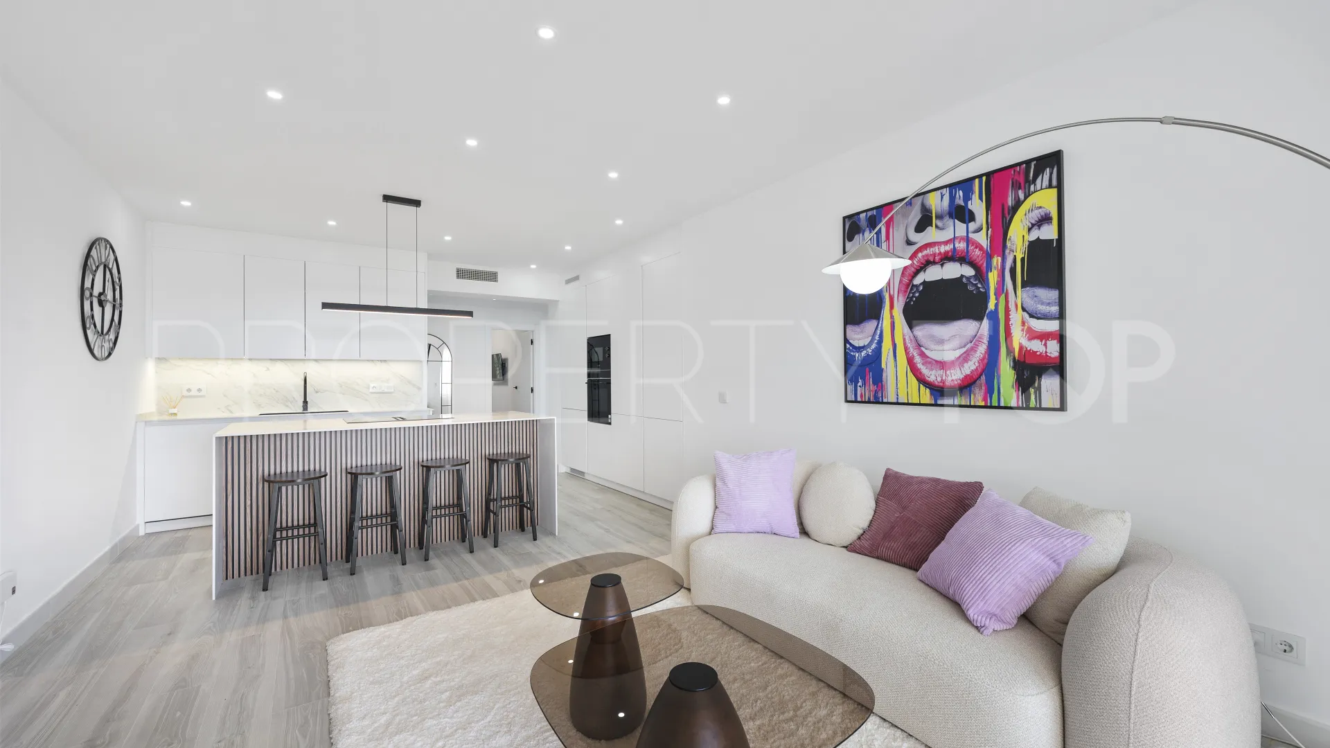 Buy ground floor apartment with 3 bedrooms in Altos de La Quinta