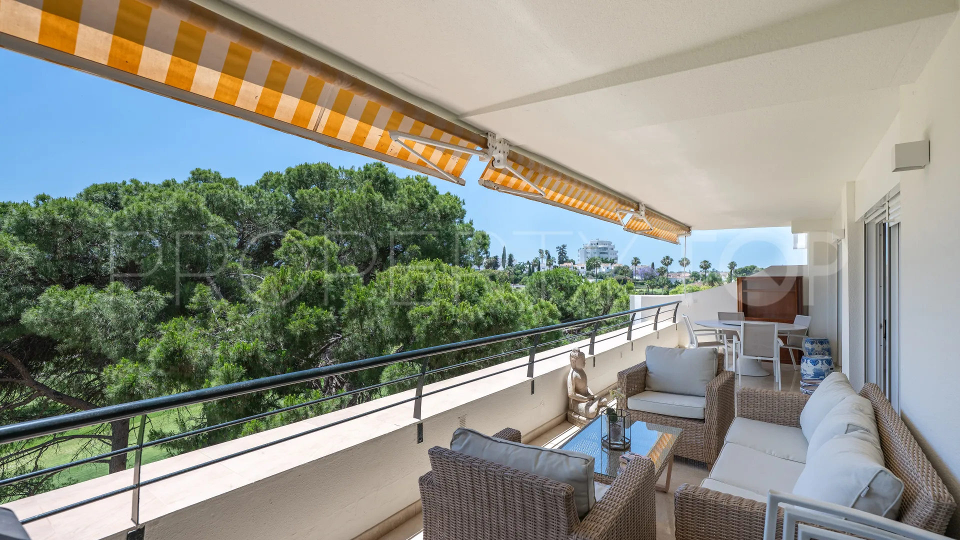For sale Guadalmina Alta duplex penthouse with 4 bedrooms