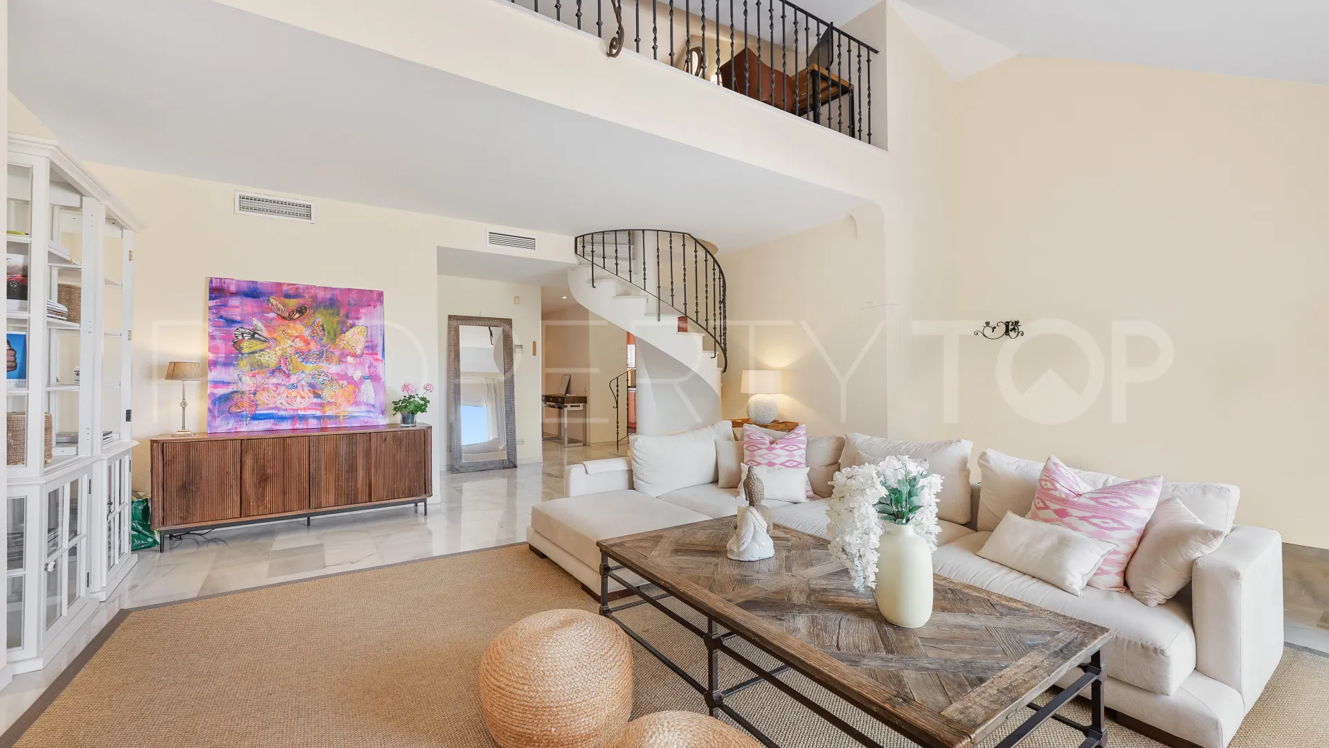 Country Club Las Brisas duplex penthouse for sale