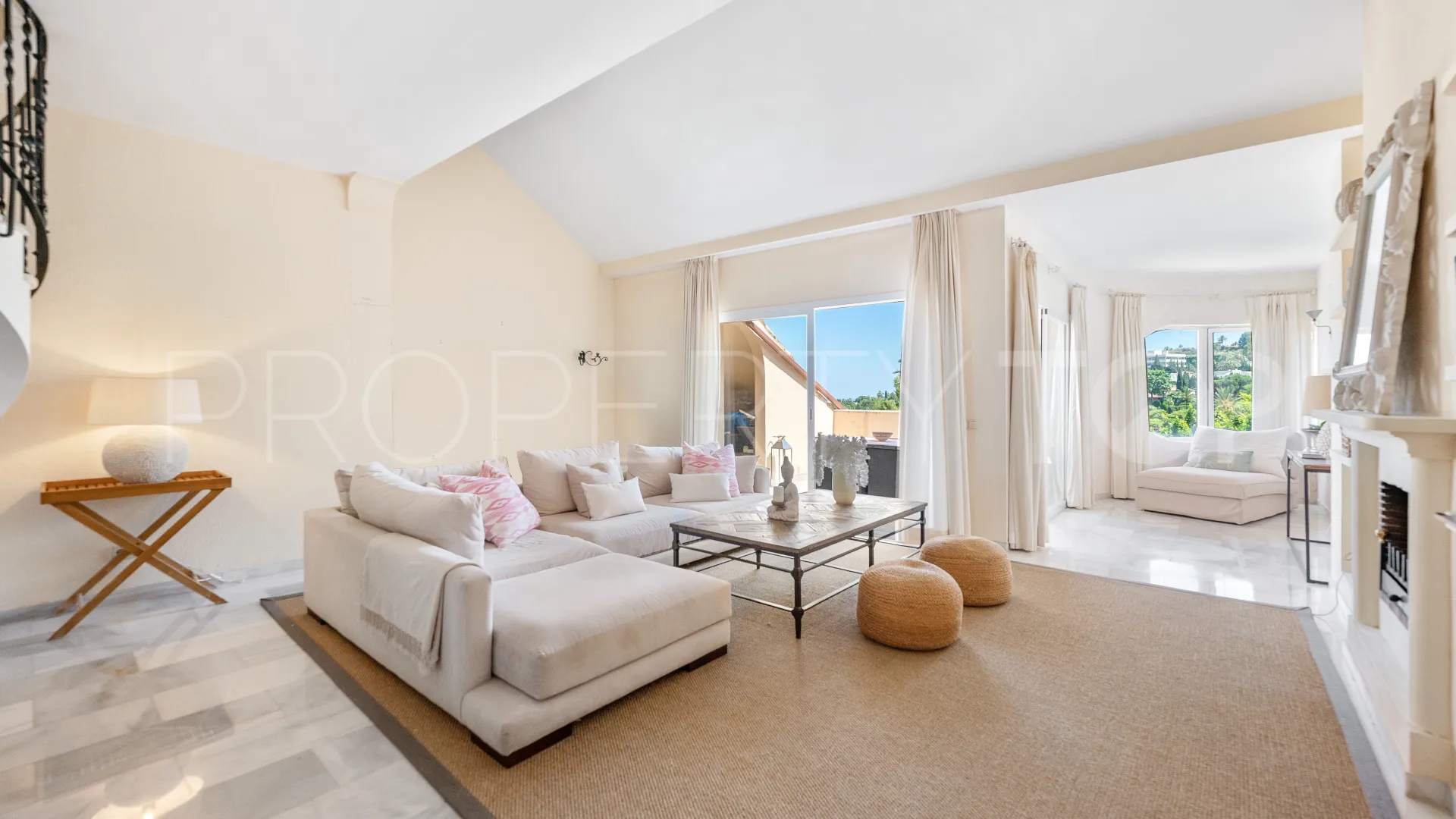 Country Club Las Brisas duplex penthouse for sale