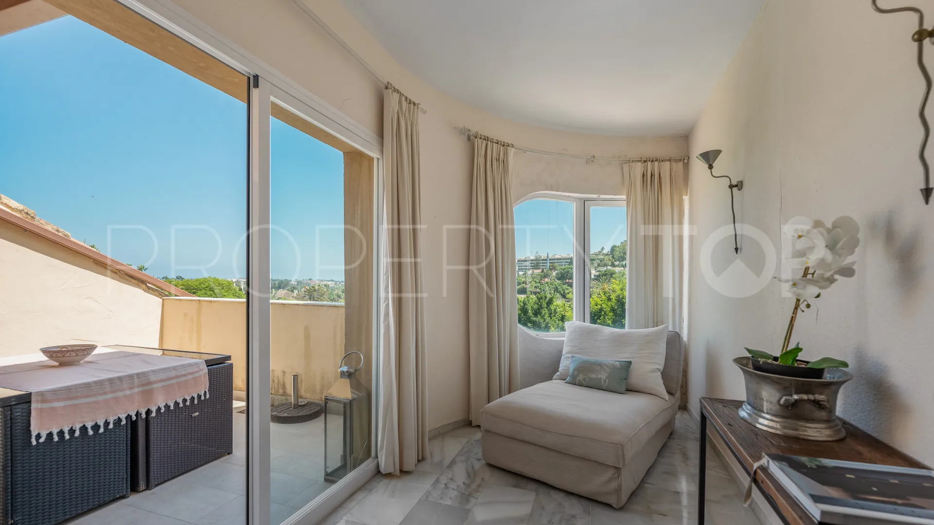Country Club Las Brisas duplex penthouse for sale