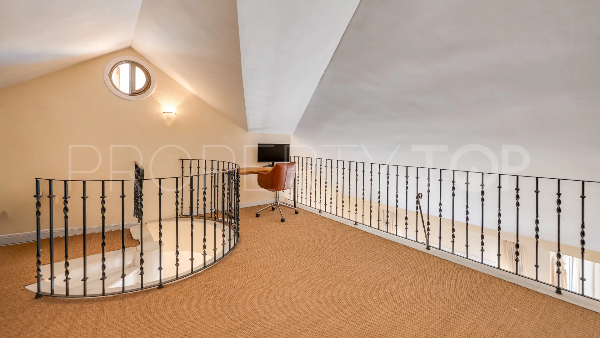Country Club Las Brisas duplex penthouse for sale