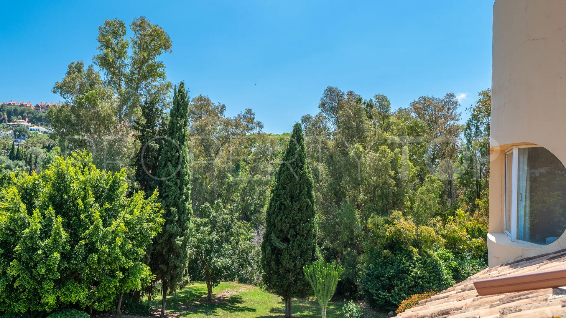 Country Club Las Brisas duplex penthouse for sale
