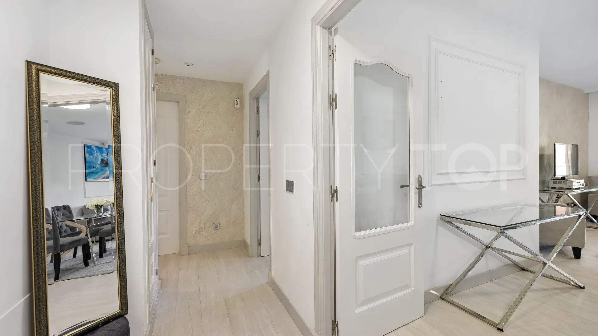 Ground floor apartment with 2 bedrooms for sale in Benatalaya