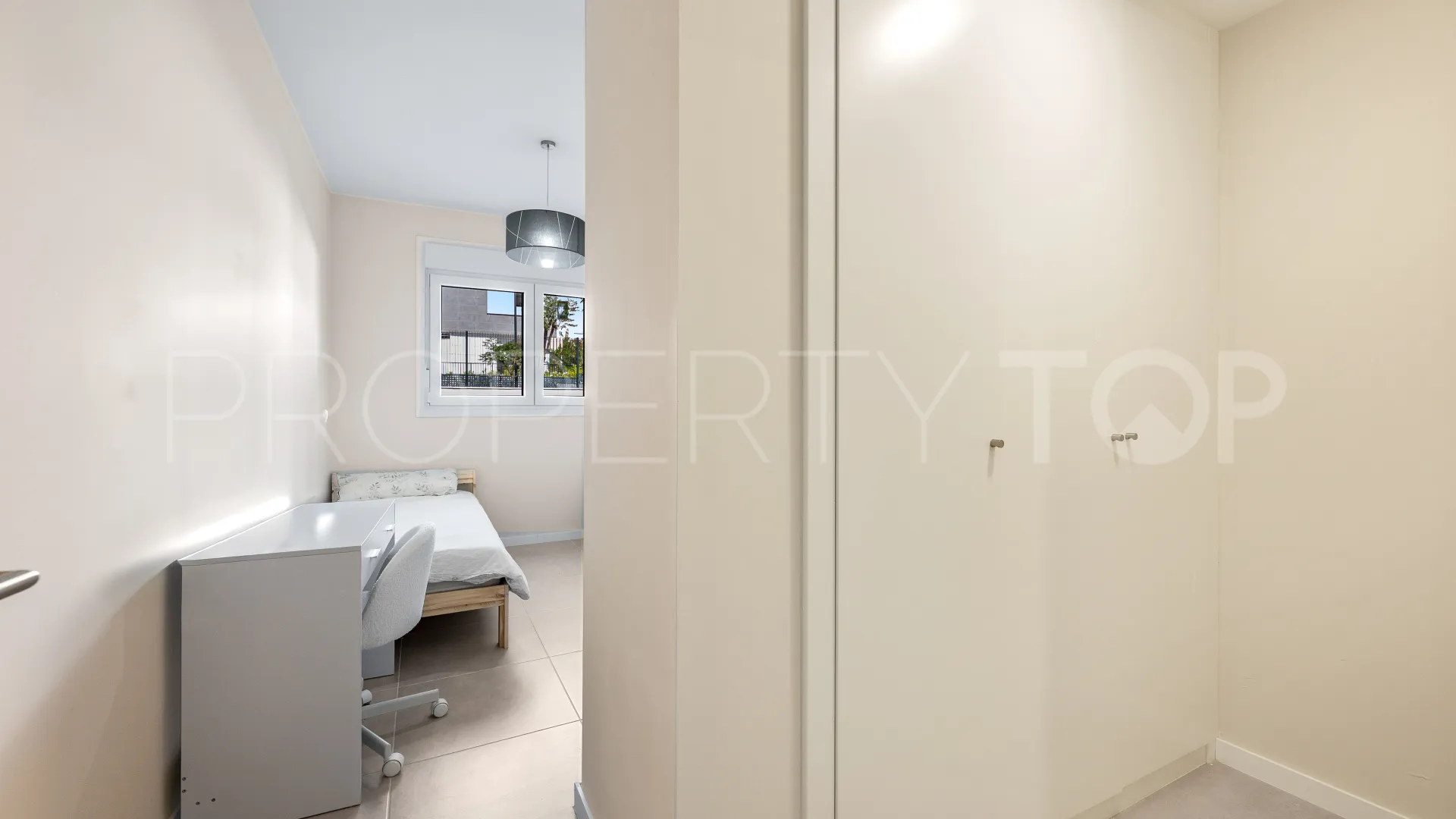Ground floor apartment for sale in Aqua Gardens