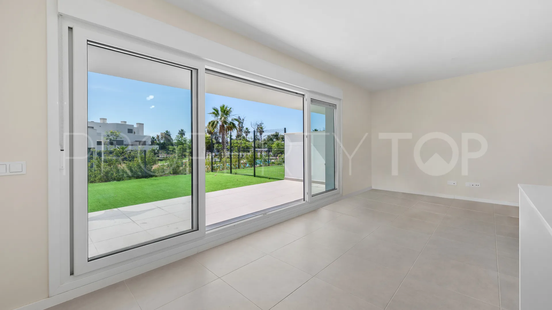 Ground floor apartment for sale in Aqua Gardens
