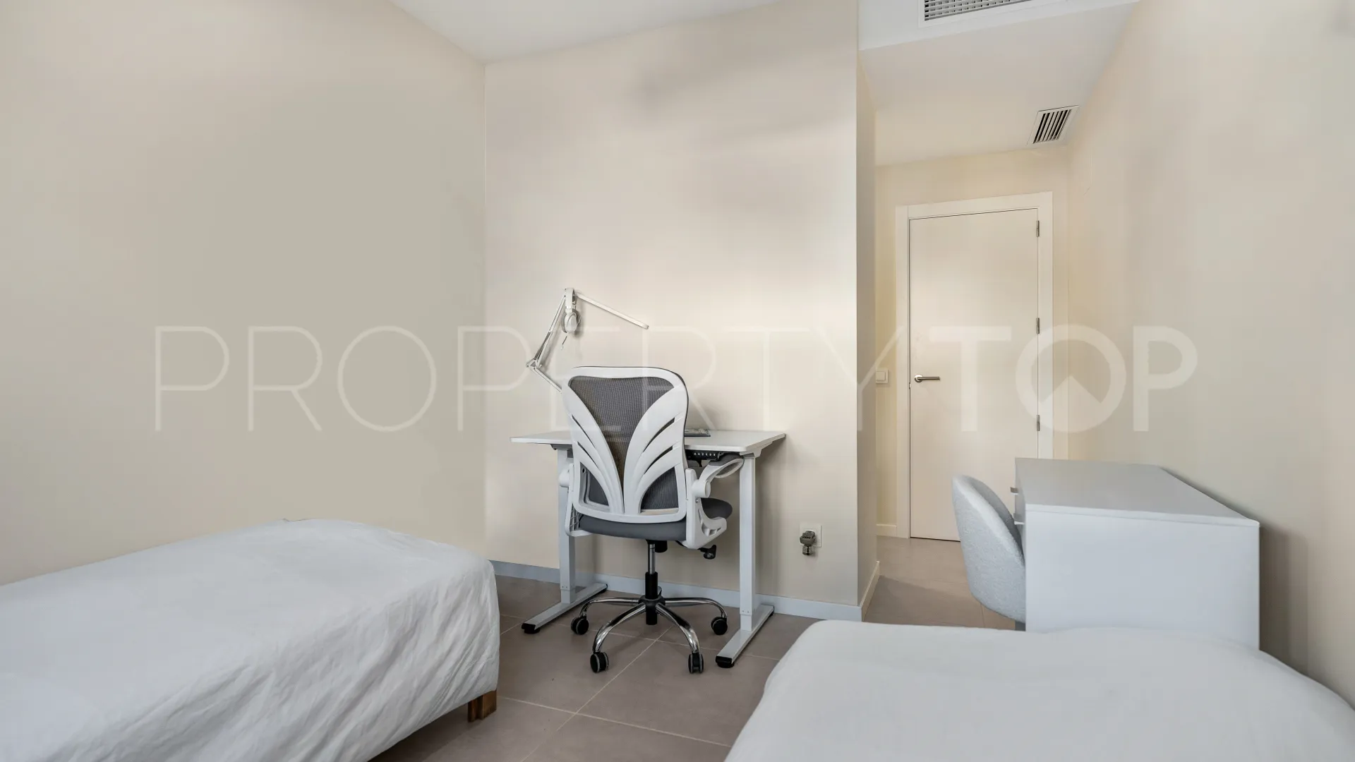 Ground floor apartment for sale in Aqua Gardens
