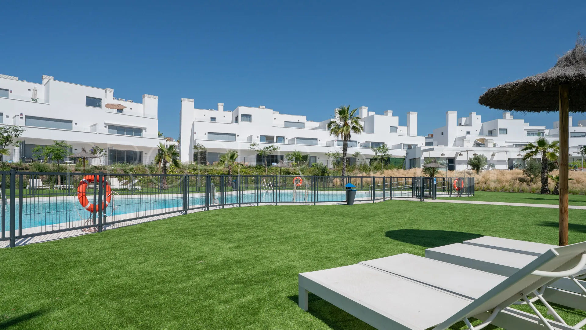 Ground floor apartment for sale in Aqua Gardens