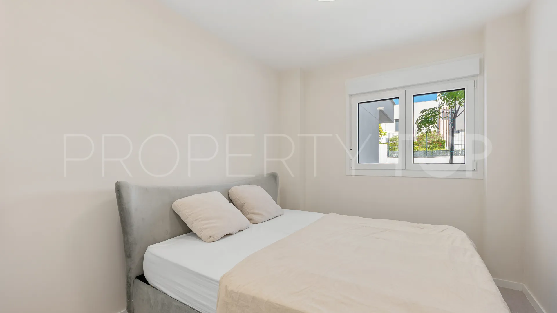 Ground floor apartment for sale in Aqua Gardens
