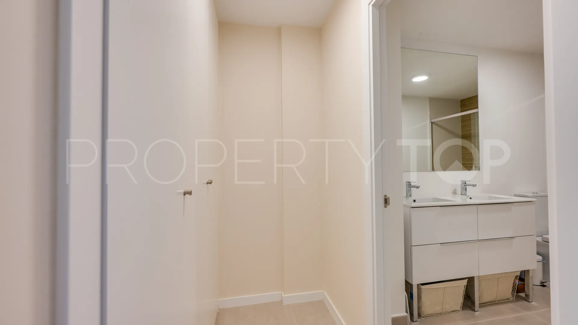 Ground floor apartment for sale in Aqua Gardens