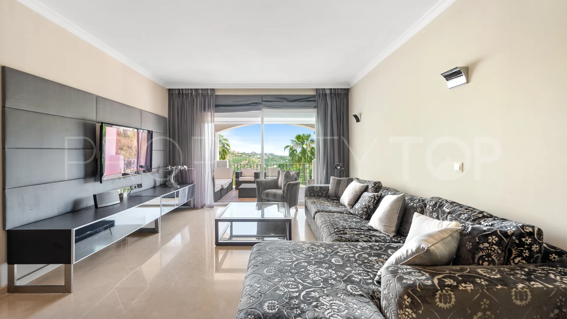 Apartamento de 3 dormitorios en venta en Altos de La Quinta
