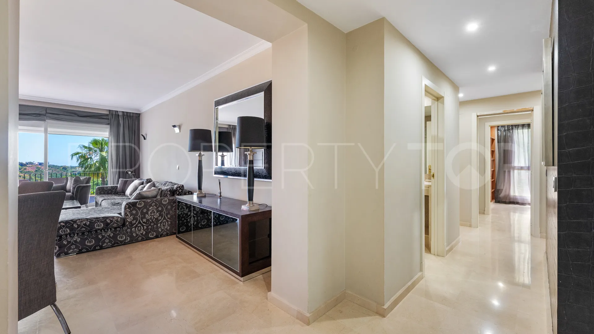 Apartamento de 3 dormitorios en venta en Altos de La Quinta
