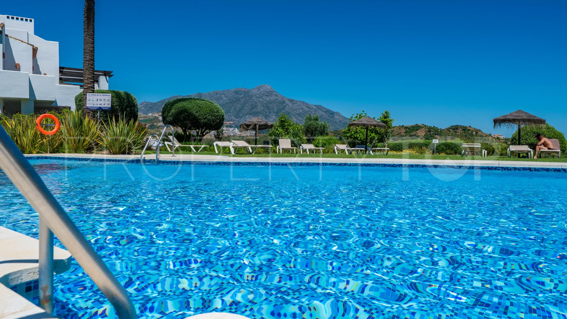 Apartamento de 3 dormitorios en venta en Altos de La Quinta