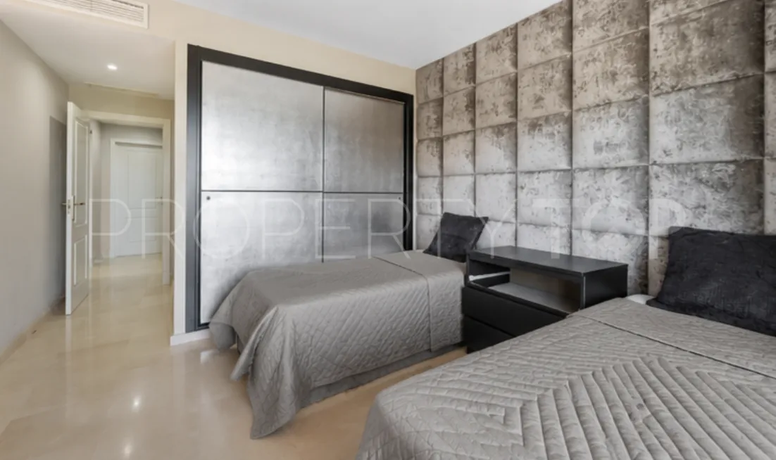 Comprar apartamento en Altos de La Quinta con 3 dormitorios