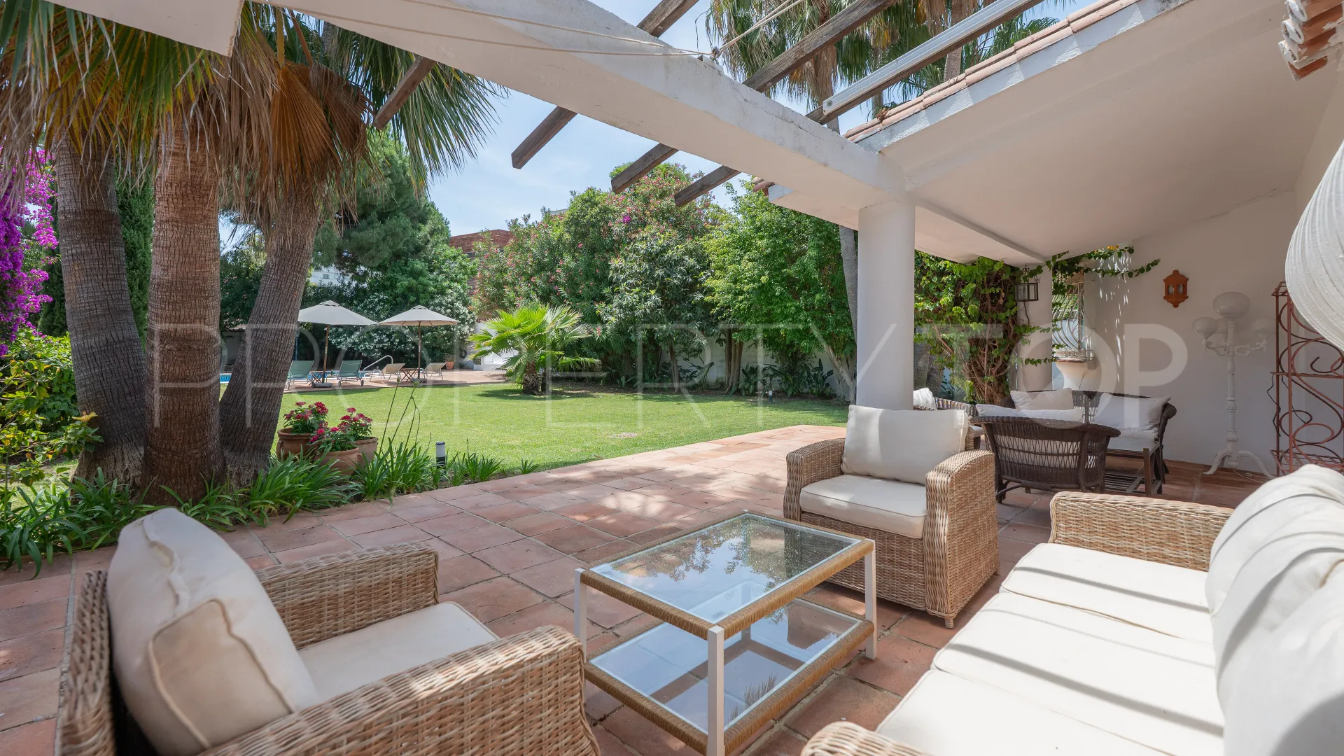 5 bedrooms villa for sale in San Pedro Playa