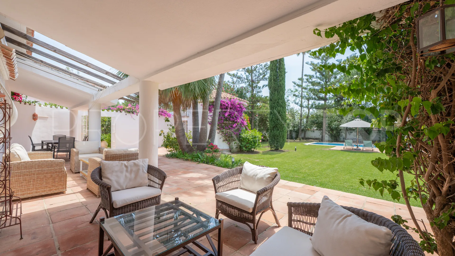 5 bedrooms villa for sale in San Pedro Playa