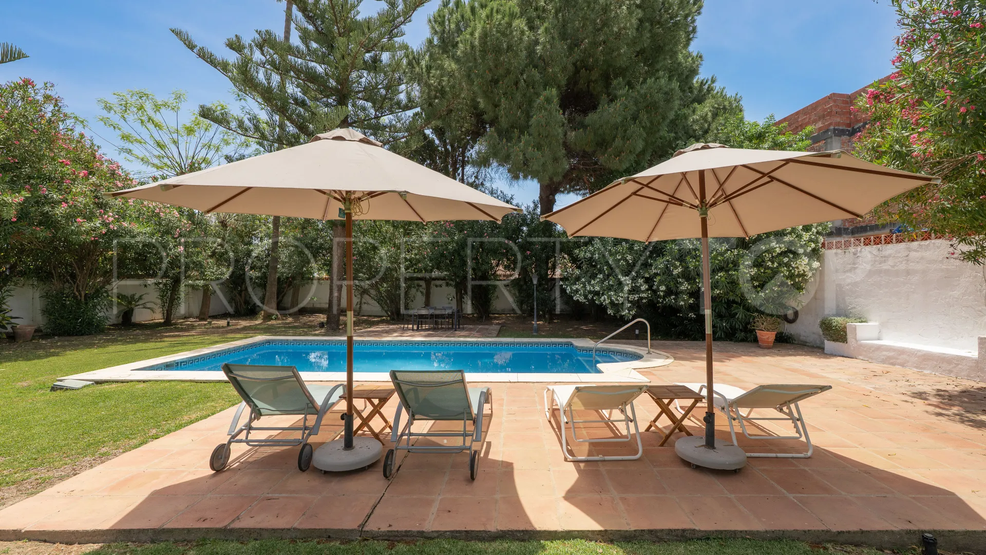 5 bedrooms villa for sale in San Pedro Playa