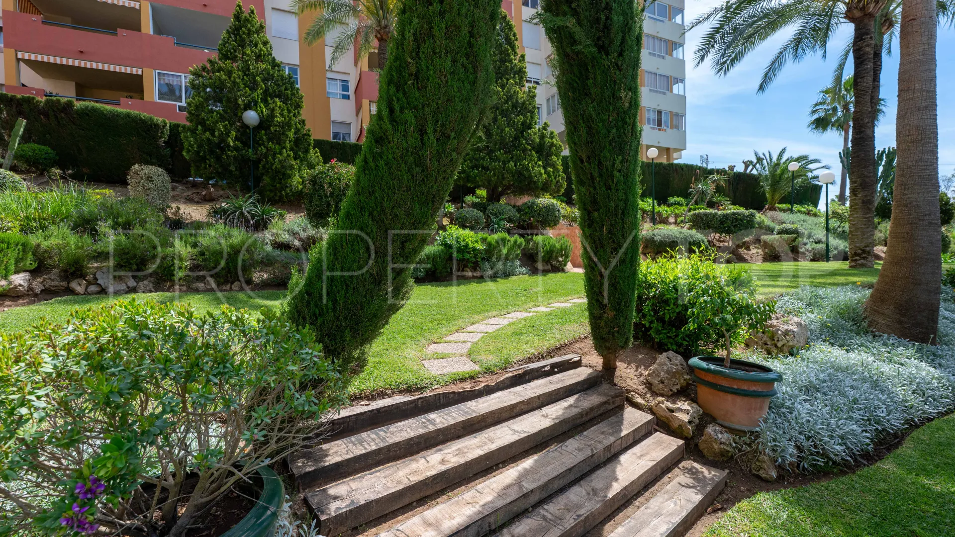Penthouse for sale in El Paraiso