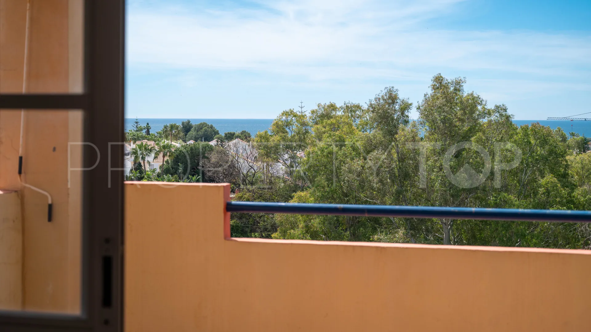 Penthouse for sale in El Paraiso
