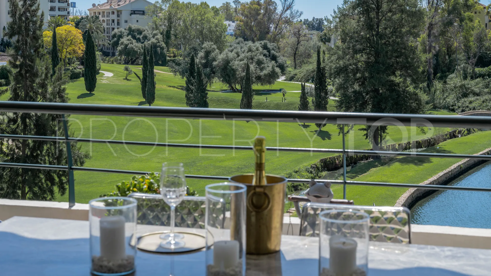 Apartamento en venta en Campos de Guadalmina