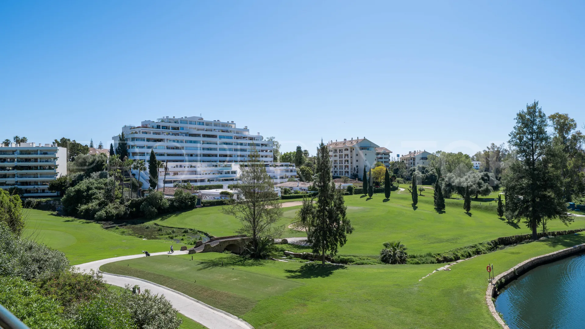 Apartamento en venta en Campos de Guadalmina