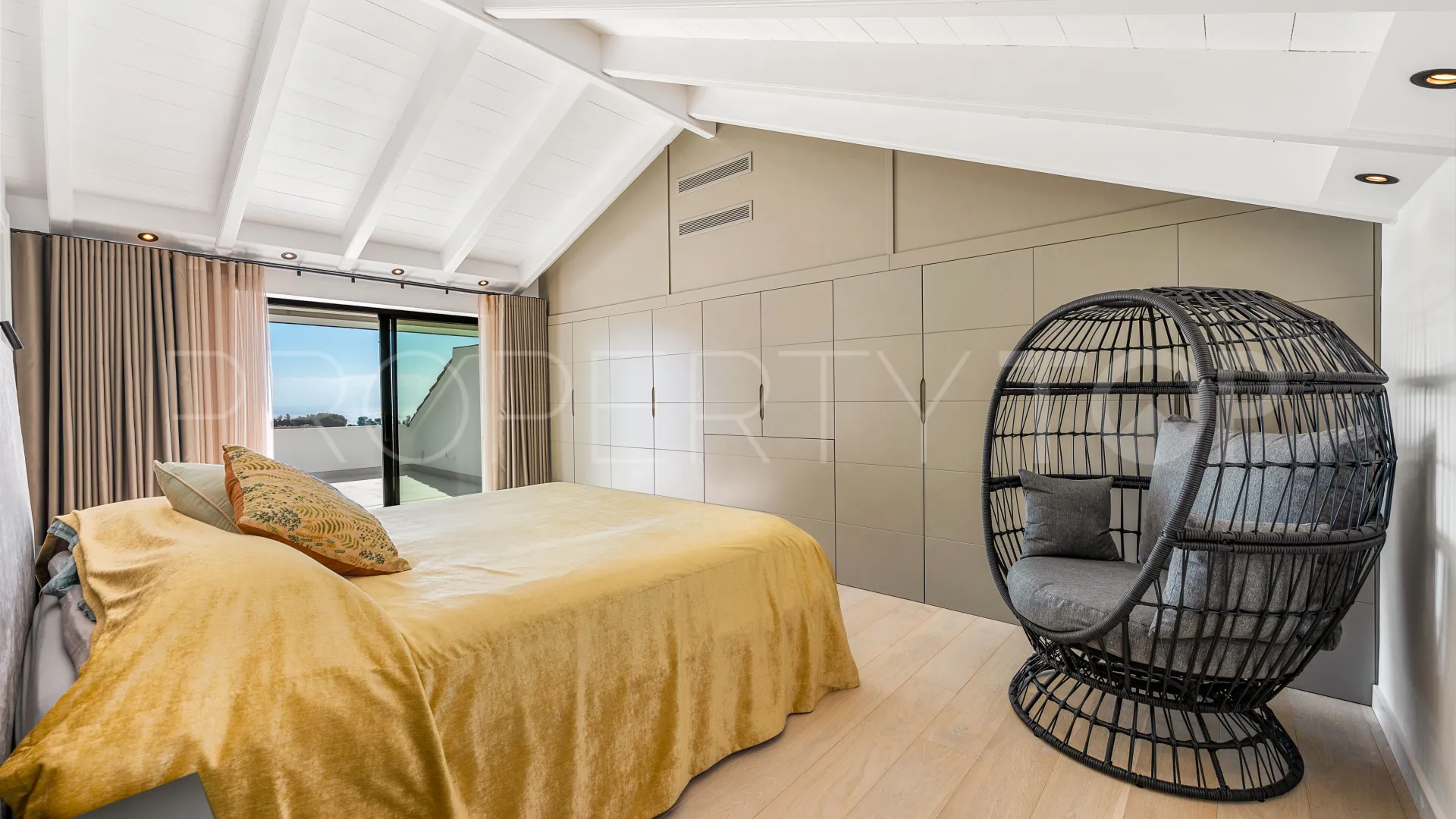 For sale duplex penthouse in Monte Paraiso