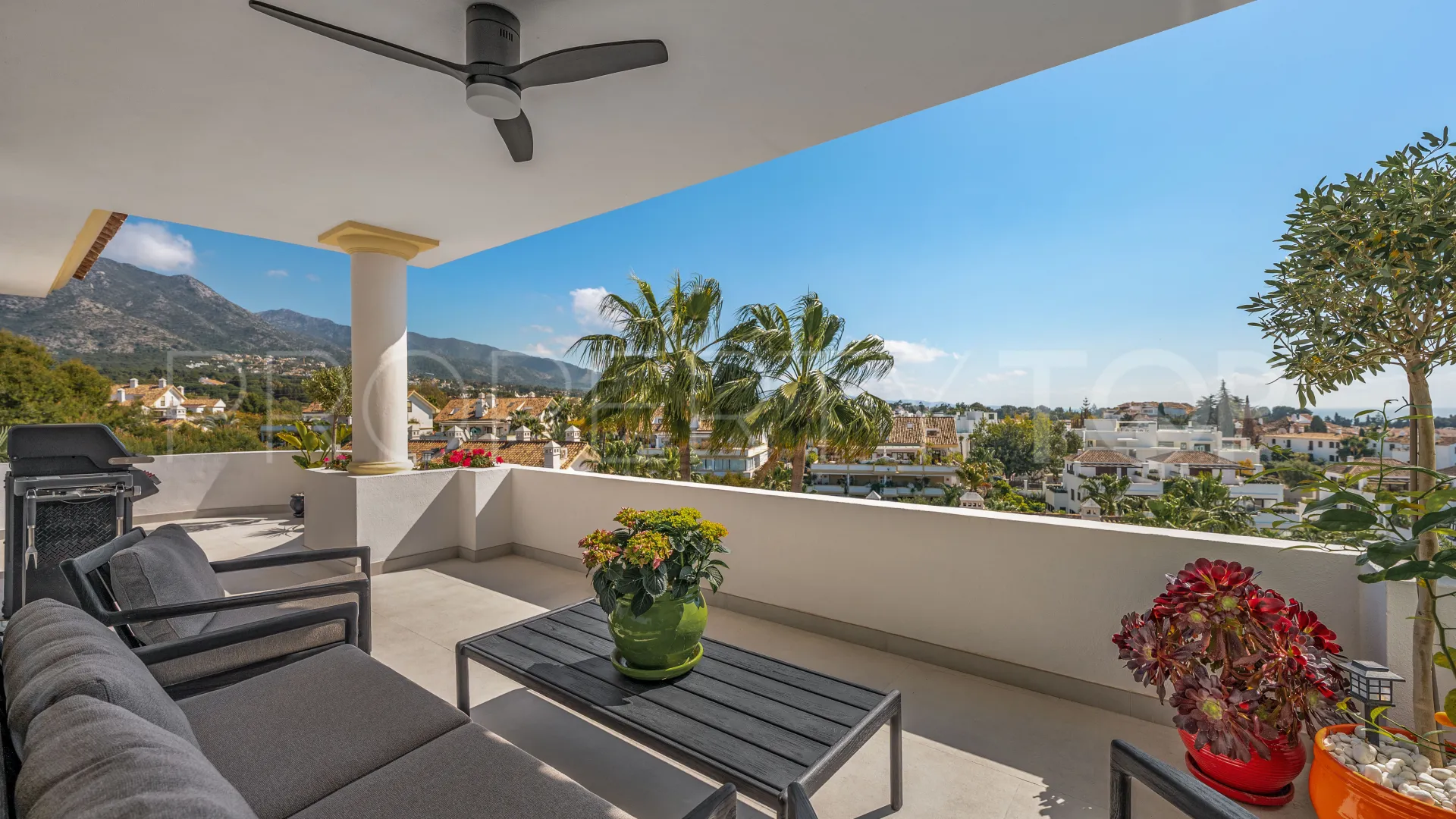 For sale duplex penthouse in Monte Paraiso