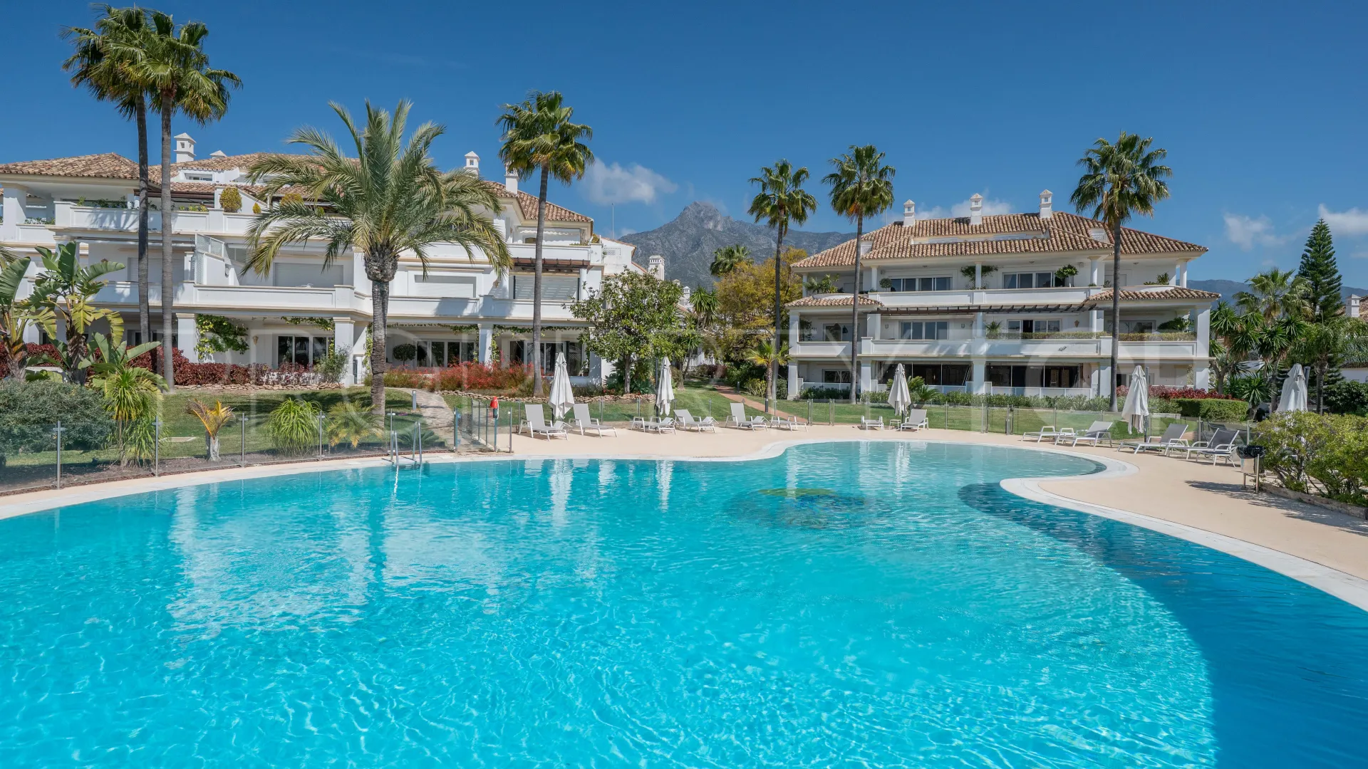 For sale duplex penthouse in Monte Paraiso