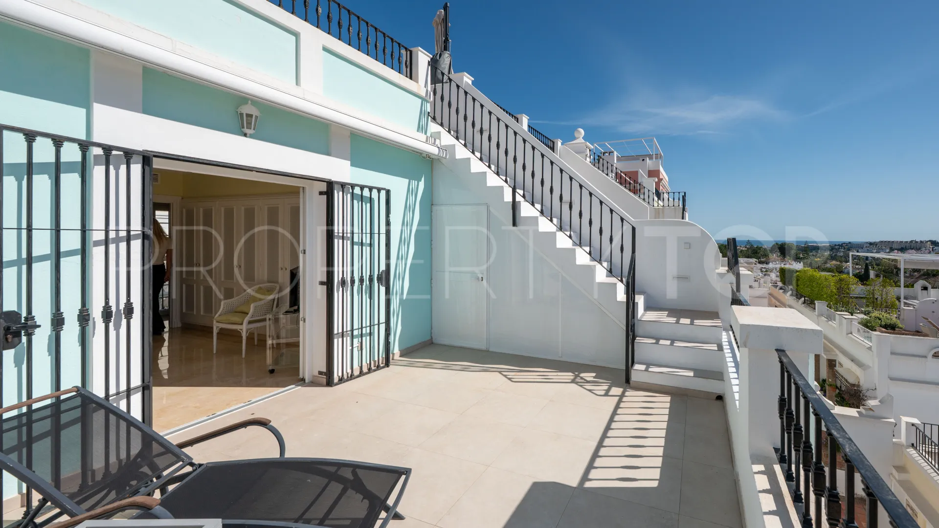 Aloha Pueblo, adosado a la venta con 3 dormitorios