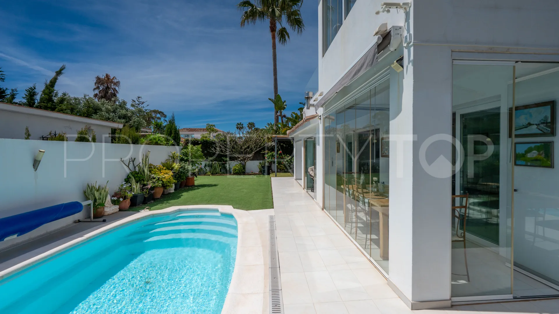 Villa in El Saladillo for sale