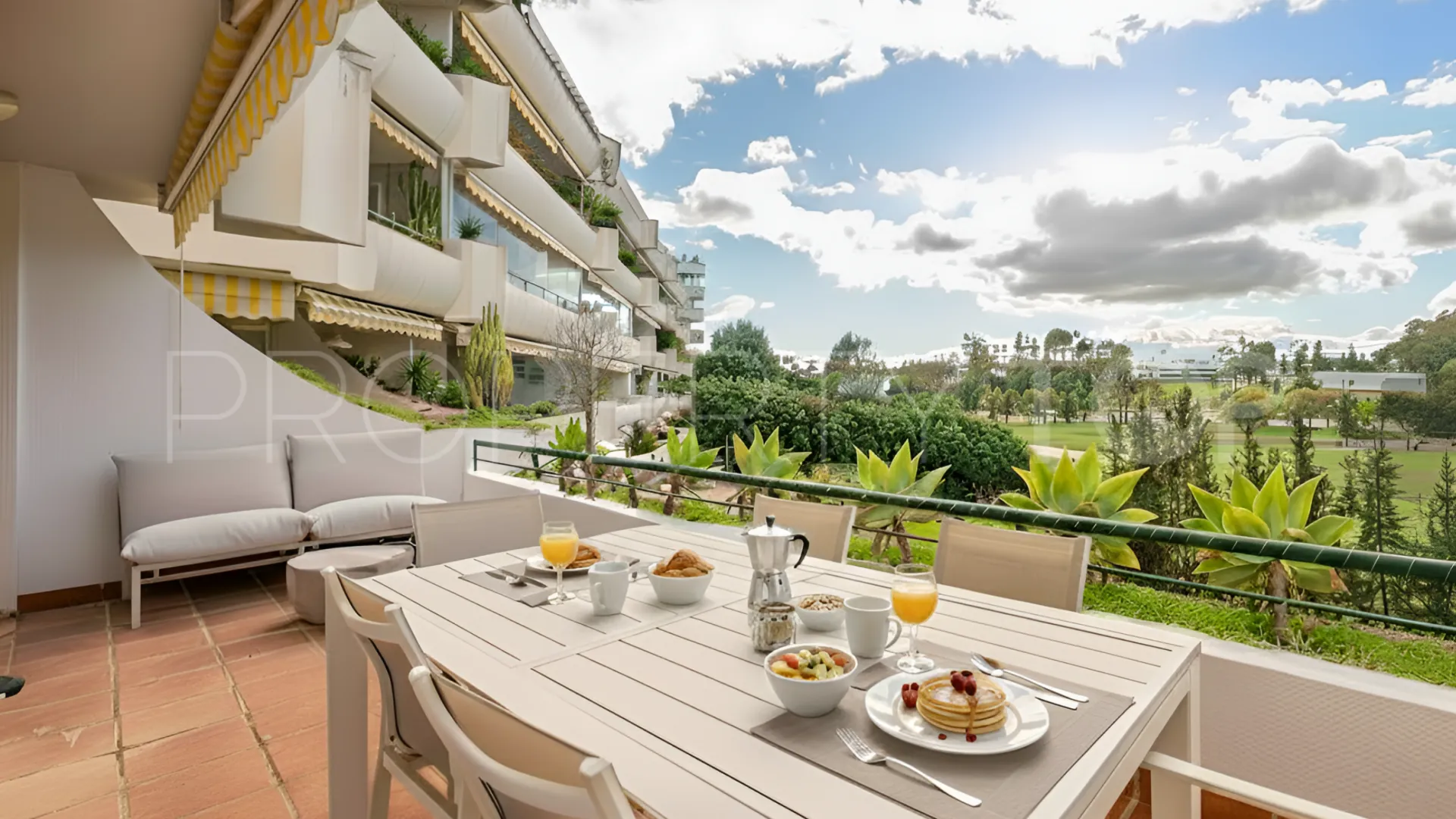 For sale Guadalmina Alta apartment with 2 bedrooms
