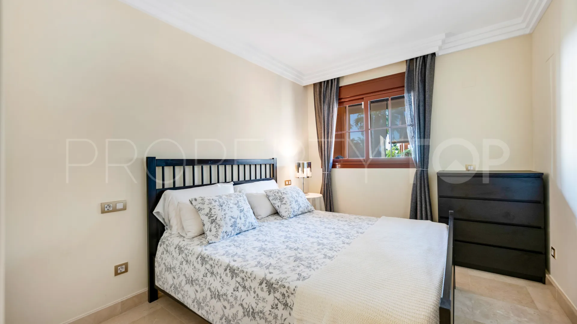 Gazules del Sol, apartamento en venta de 3 dormitorios