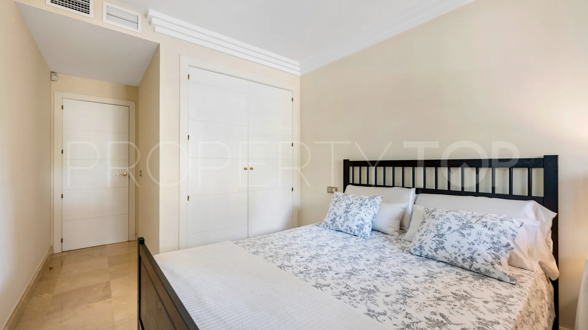 Gazules del Sol, apartamento en venta de 3 dormitorios