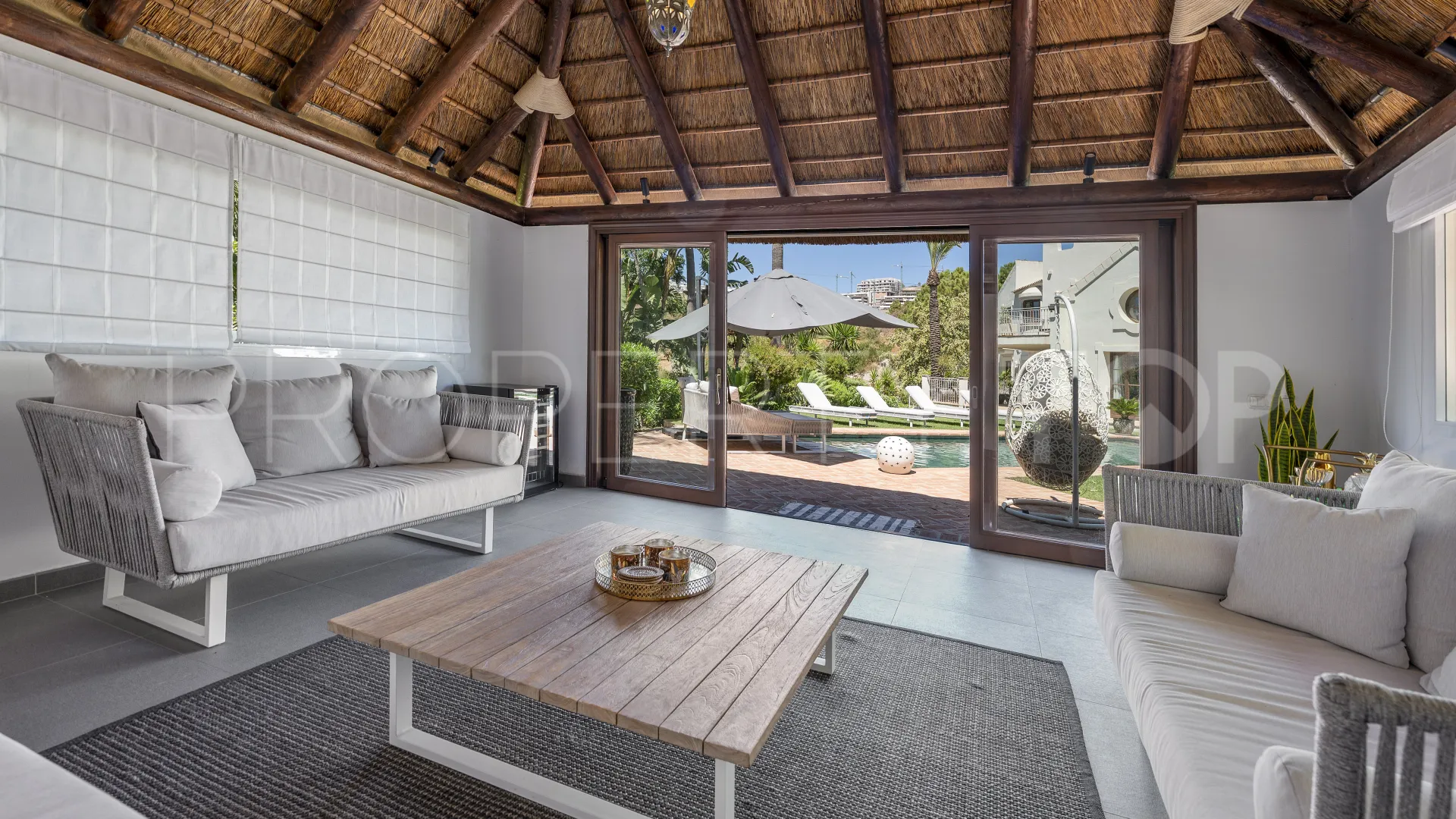 For sale villa in La Resina Golf