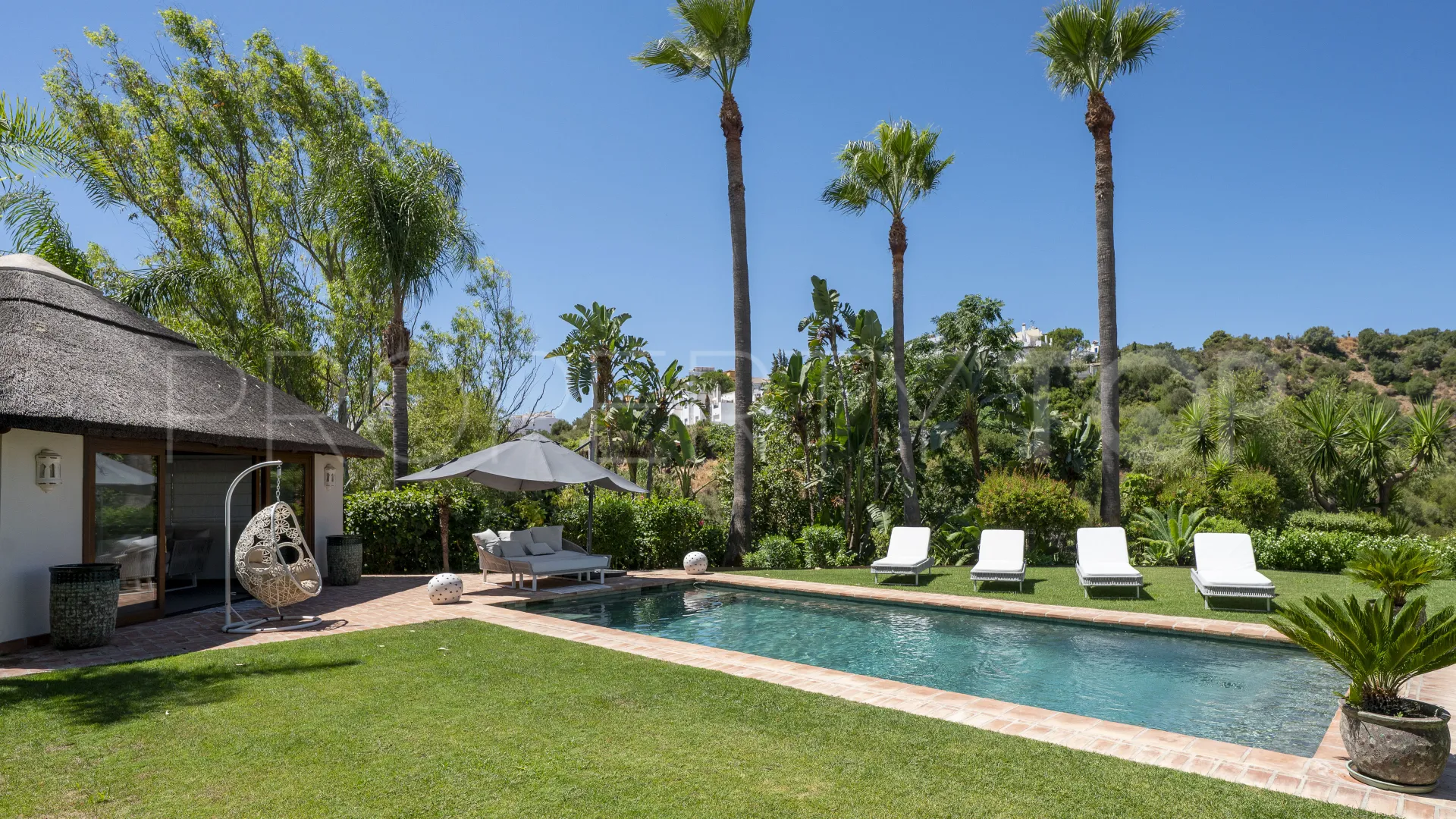 For sale villa in La Resina Golf