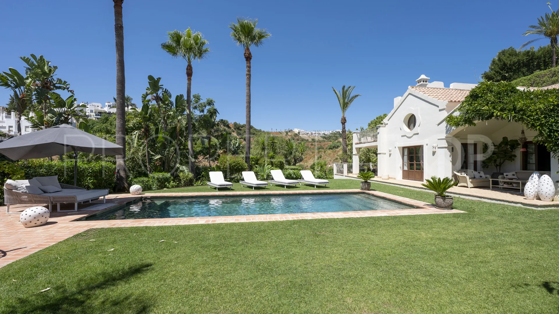 For sale villa in La Resina Golf