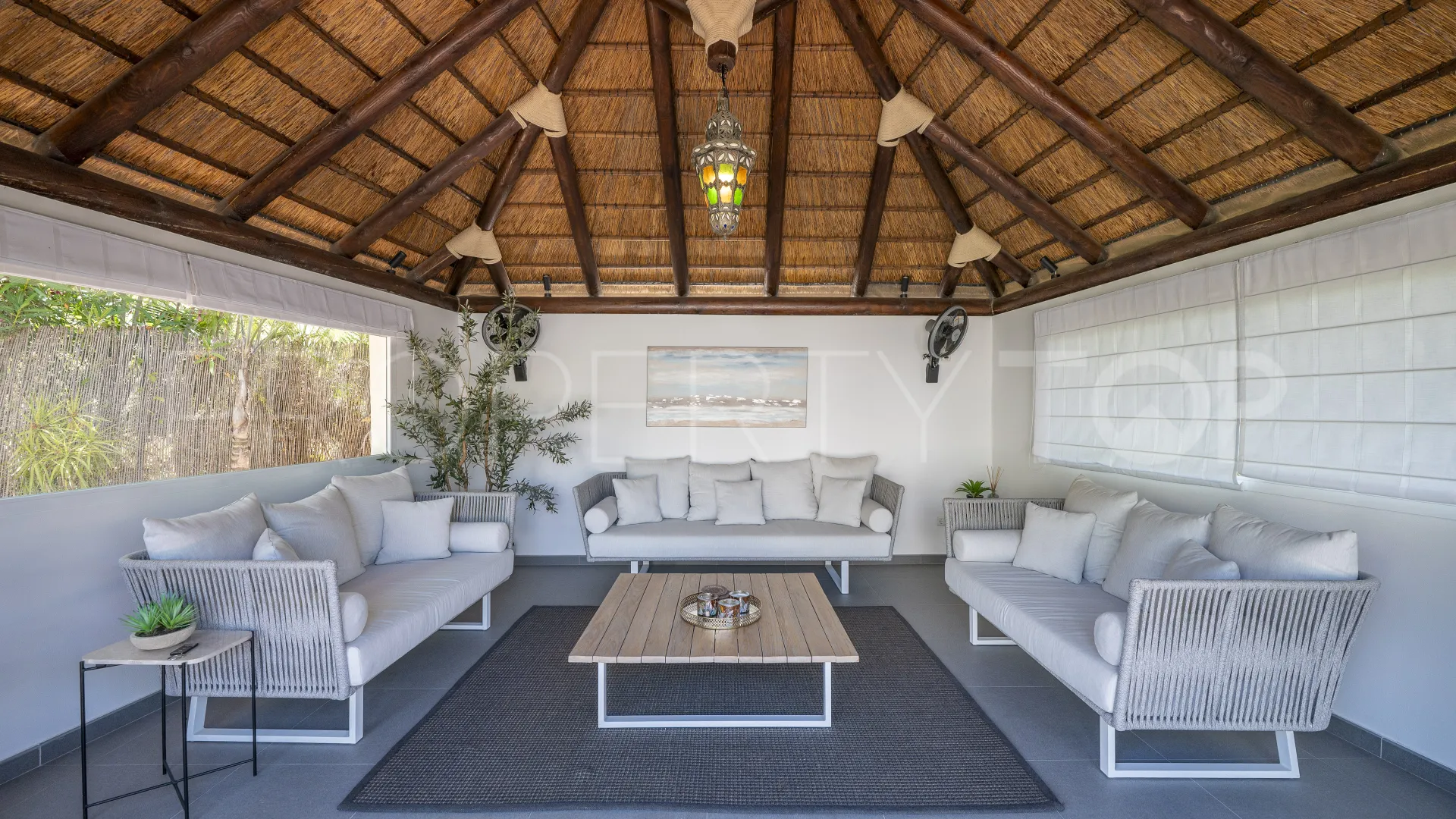 For sale villa in La Resina Golf