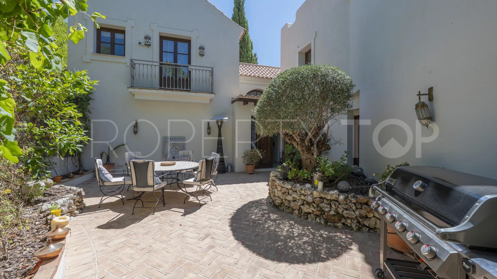 For sale villa in La Resina Golf