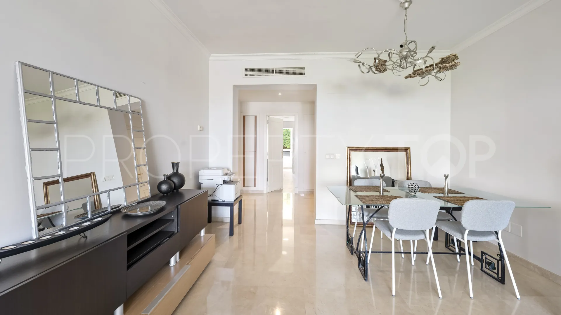 For sale Altos de La Quinta 2 bedrooms apartment