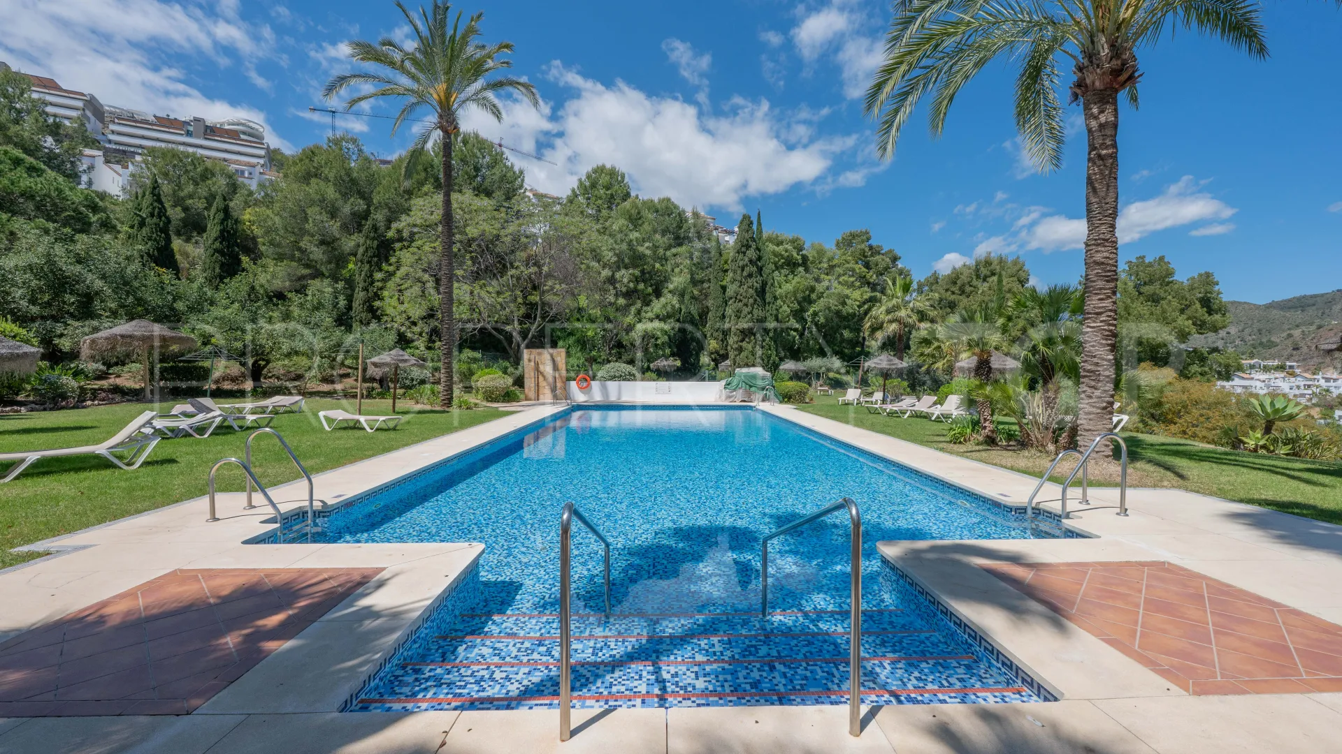 For sale Altos de La Quinta 2 bedrooms apartment