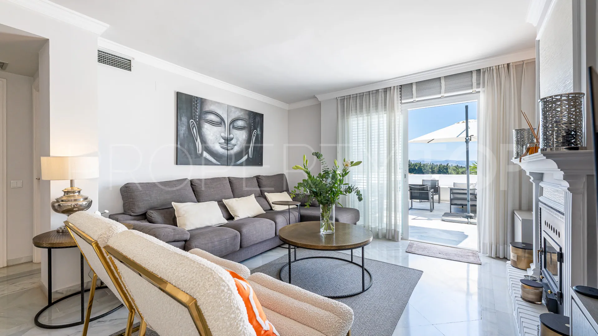 For sale Nueva Andalucia town house