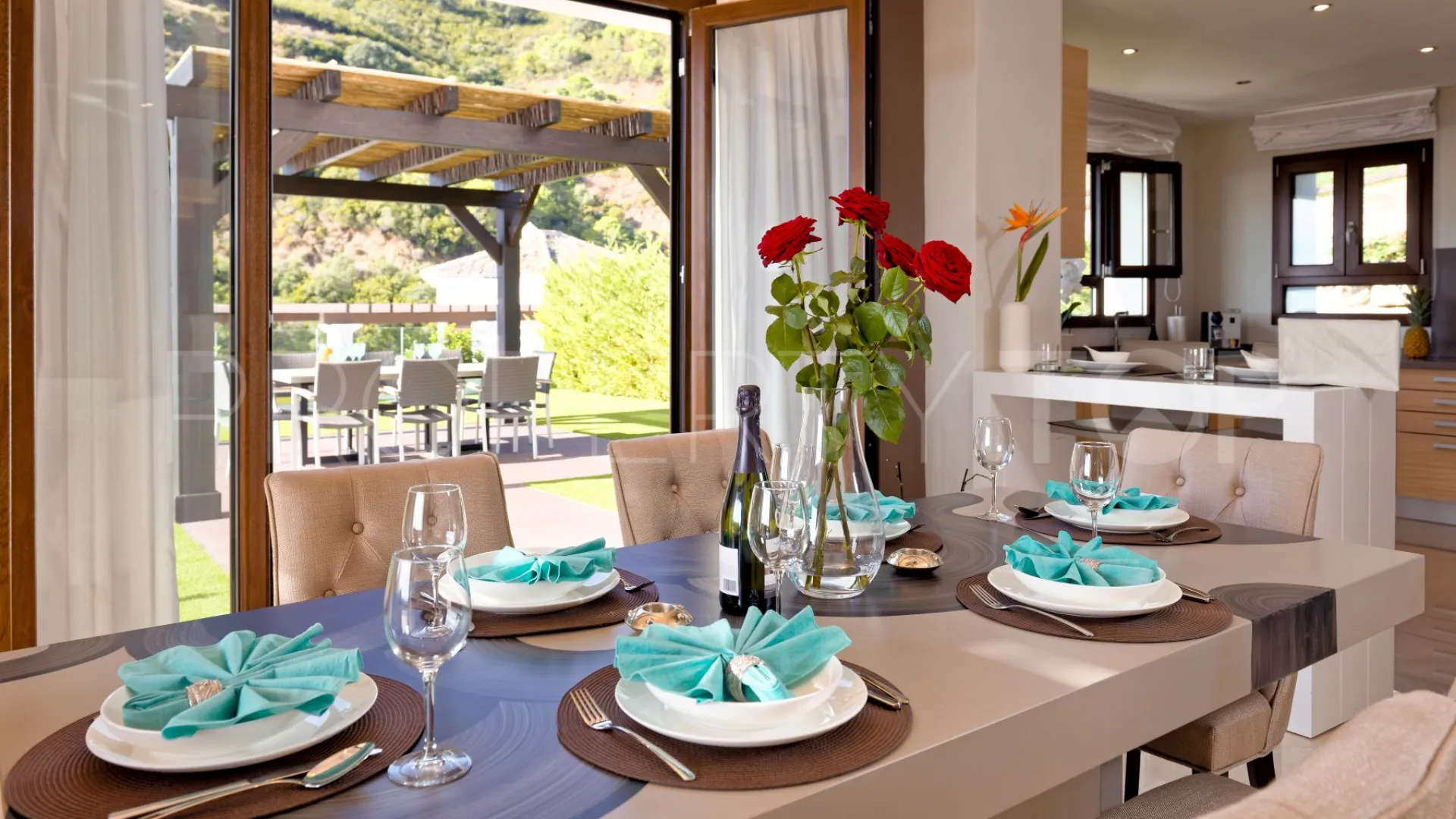 For sale villa in Benahavis Hills Country Club