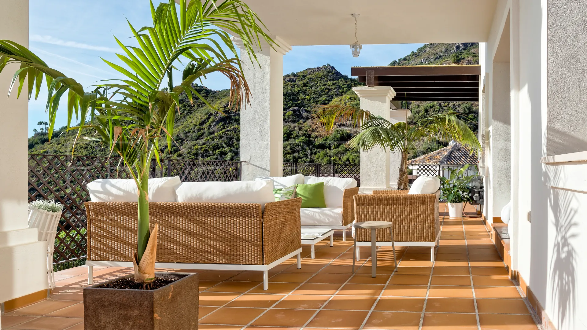 For sale villa in Benahavis Hills Country Club