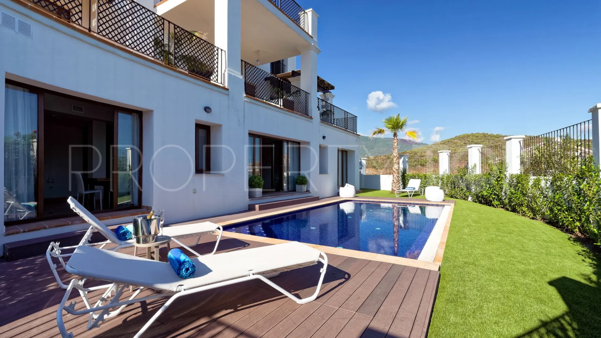 For sale villa in Benahavis Hills Country Club