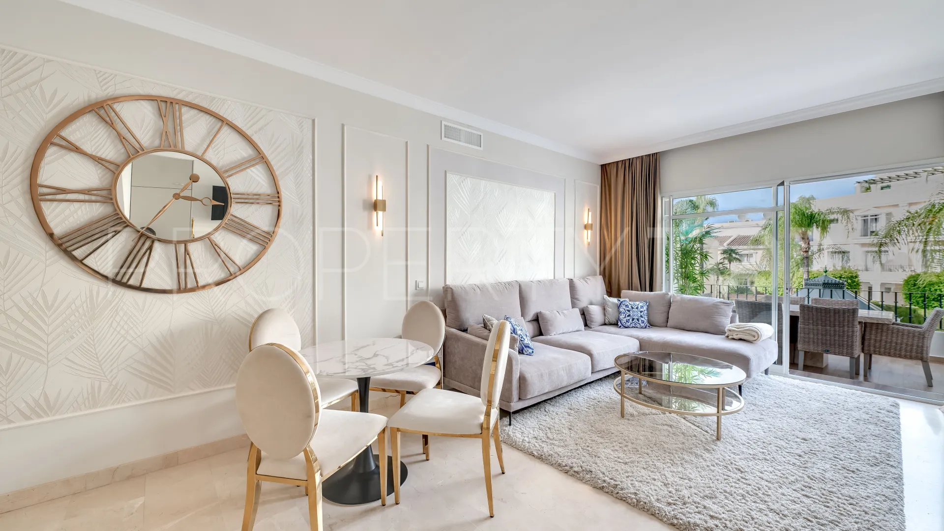 Duplex in Nueva Andalucia for sale