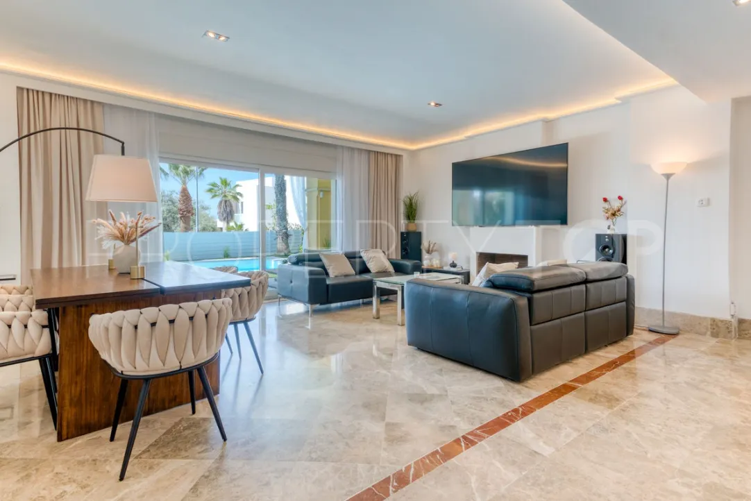 Se vende villa en Santa Clara