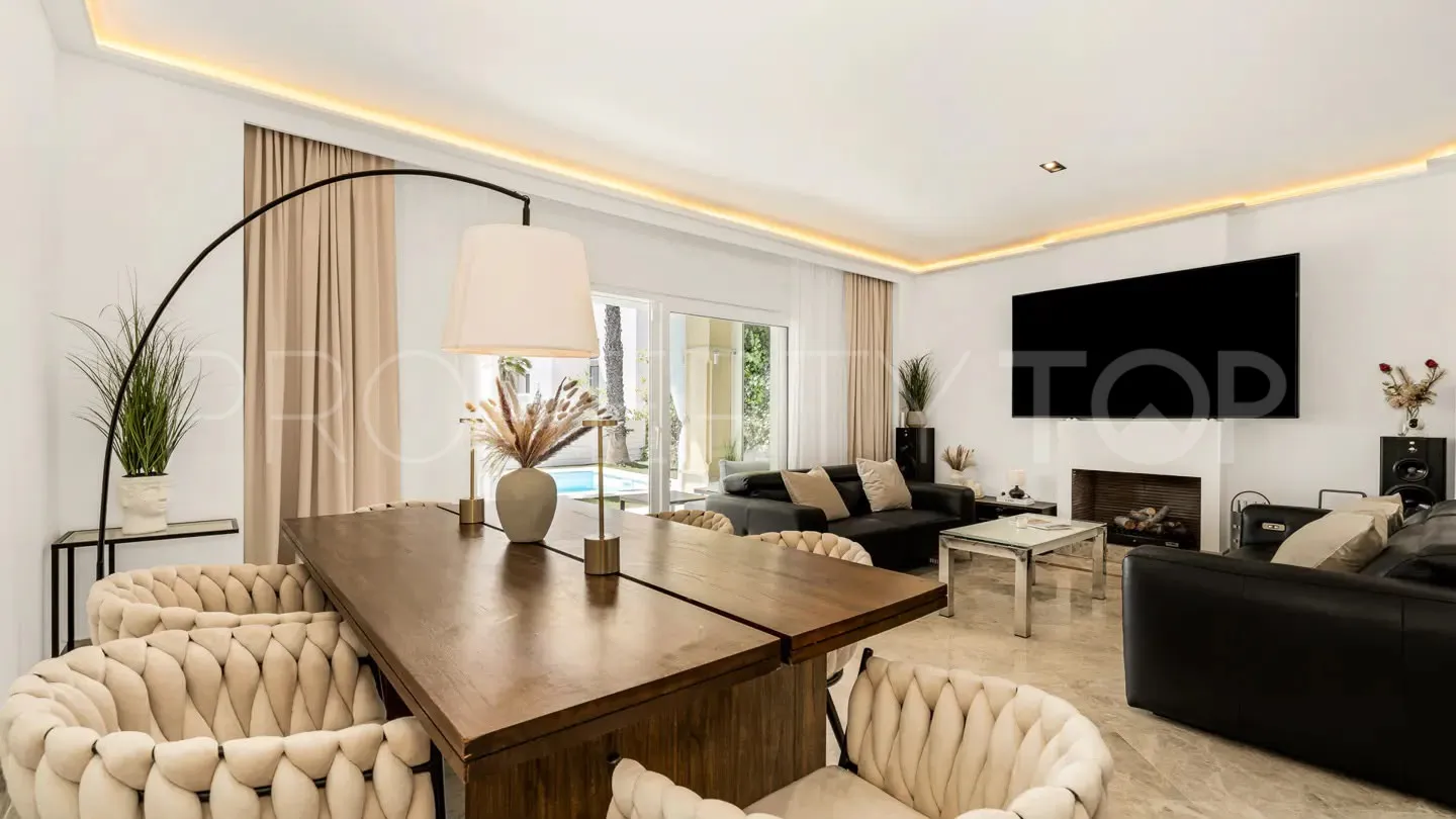 Se vende villa en Santa Clara